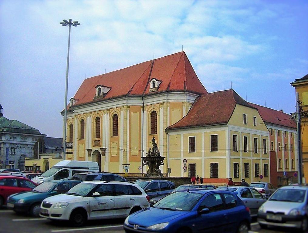 Ztracena 8 *